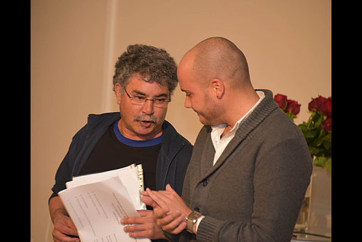 De g. à dr., Abdellatif Takkal, chef de département de français, et Daniel Pugliese, préparateur au DELF ©Ruedi Altherr